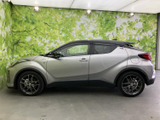 C-HR ハイブリッド 1.8 S GR スポーツ 