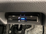 いまや快適なカーライフに欠かせないETCが付いています。