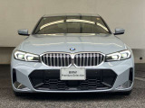 ★弊社のお車をご覧頂きありがとうございます。弊社は千葉県にあるBMW正規ディーラー店ですので安心してご検討下さい。全国各BMWディーラーにて保証サービスも受けられますので遠方のお客様もご安心下さい。★