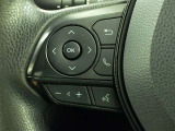 ステアリングスイッチ装備!運転しながら手元でオーディオの操作などができます。