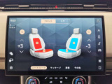 【全席シートヒーター&クーラー】フロント・リアシートの両方で3段階調節が可能なシートヒーター&クーラーがご利用いただけます。フロントナビ部分からリアシートの調節も可能です。