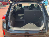 荷物の積み下ろしがしやすく、広々としたトランクスペース!収納もバッチリ入りますので、遠出も楽しいですね!