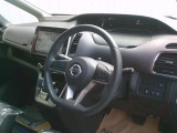 スッキリしたインパネ回りスポーティーで使いやすいです。