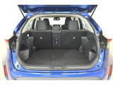 広々としたラゲージスペースを備えています。大きなものや長さのある荷物もしっかりと積み込めます。
