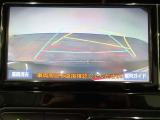 バックガイドモニターで、後方を確認しながら安心して駐車することができます。運転初心者も熟練者も必須の機能ですよ!