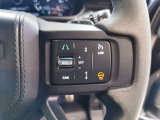 【アダプティブクルーズコントロール】前方車両を認識して自動で追従していくアダプティブクルーズコントロールが搭載されております。渋滞時などでも大変便利な機能になります。