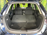 後席を格納すると、これだけの広さが!シーンに合わせたシートアレンジで、大きな荷物も積むことが出来ます♪
