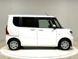 ドアは約90度に開くので荷物も積み込みやすく、乗り降りもしやすい♪ ロングドライブも快適に過ごせる工夫がいっぱいです♪♪