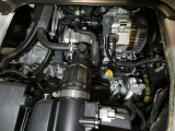 アイドリングストップ機能がついているので、停車時にエンジンを止めて燃料消費を抑えます。環境にもお財布に優しいですね♪