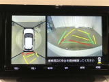 【バックモニター】駐車時に後方がリアルタイム映像で確認できます。大型商業施設や立体駐車場での駐車時や、夜間のバック時に大活躍!運転スキルに関わらず、今や必須となった装備のひとつです!