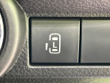 【パワースライドドア】スマートキーや運転席のスイッチでスライドドアの開閉が可能♪電動だから力を入れてドアを開ける必要が無く、小さいお子様でも、重い荷物を持っている時もラクに開け閉めできます♪