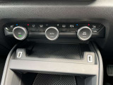 使い勝手の良いエアコンの操作パネル!