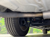 お車を安心してお乗りいただく為には、足回りの定期点検が欠かせません。サービスサポート(有償保証)では無料点検もご提供しており、安心のカーライフをお過ごしいただけるサポート体制が整っています。