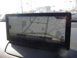8インチワイドモニターにナビSDカードついてます!