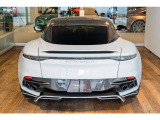 グリップし易いスポーツステアリングは、GTカーでありながらスポーツカーであることを忘れさせません。