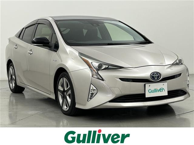 トヨタ プリウス 