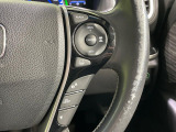 【アダプティブクルーズコントロール】高速道路での長距離走行が楽に!!自動で速度を保つクルーズコントロールが、衝突軽減システムと連携し、前方の車両を感知して車間を保つように速度調節してくれます!!