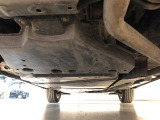 下廻りの状態です(車両後方から)