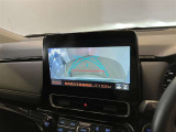 バックガイドモニターで、後方を確認しながら安心して駐車することができます。運転初心者も熟練者も必須の機能ですよ!
