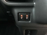 運転席・助手席シートヒーター付いてます!
