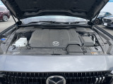SKYACTIV-Dにマイルドハイブリッドシステムを組み合わせ、乗れば乗るほど毎日の運転が楽しみになるe-SKYACTIV- Dを搭載しています。