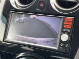 後方の安全確認に役立つバックカメラです。