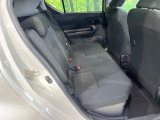 コンパクトカーですが、セカンドシートは十分な広さがあり快適にお乗りいただけます♪シートを倒して大きな荷物を積んだりと、用途の幅が広い1台です。