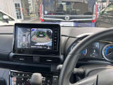 上空から見下ろしたような表示で車両感覚のつかみやすい『アラウンドビューモニター』に移動物検知警報(MOD)があり更に安心です。