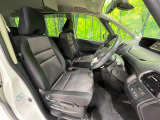 運転席シート廻りは使用感も少なく、良好な状態となっています。丁寧に使われていたことがよくわかりますね。