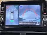 【アラウンドビューモニター】車を上から見下ろしているかのような映像で周囲の状況がひと目で確認、狭い駐車場に駐車するときも安心です♪