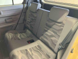 後部座席です。座り心地も足元もゆったり♪♪