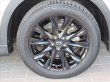 マツダ純正225/45R19インチアルミホイール付きで見た目もグッドデザイン!