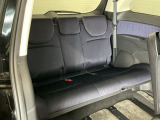 1列目から3列目まで広々大空間です。3列目シートは荷物が多い時や不要な時はアレンジして荷室として使用することが可能で便利に使えます