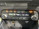 【全席シートヒーター】寒い日に重宝するシートヒーター!エアコンより早く温まってくれるので寒がりの人も安心ですね♪エアコンの温風は乾燥するから苦手、という方にもをおすすめです。