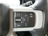 アダプティブクルーズコントロールにより、前方の車両を認識して、追従する機能です。長距離などの運転の際には、疲労を抑えることができます。