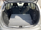 【ラゲッジスペース】リアシートを倒せばこの大容量!!ダンボールなどの大きい荷物も釣り具などの長尺物まで様々載せられそうです!!