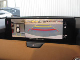 360&deg;ビューモニターを搭載しています。パーキングセンサーと合せてお使いいただくことで、安全、安心にお車の取り回しを行っていただけます。