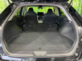 【パワーバックドア】スマートキーや運転席のボタンを押すだけでリアゲートが自動で開閉します!荷物を持っている時や、高い位置にあるバックドアを閉める際に便利な機能です♪