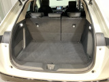 広々としたカーゴスペース。週末のお買い物や長期旅行のたくさんの荷物も積載できます。