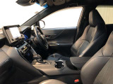 清潔で広々した座席です!是非、現車を見て体感してみてください。