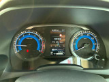 視認性の良いメーターまわり。燃費などもご確認いただけます!
