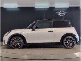 気密性の高いMINIは外観のかわいらしさとは裏腹に、外の雑音を遮り、高級感のある快適なドライブをお楽しみいただけます。