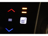 シートヒーター装備付き車!!座席に埋め込まれた電熱線によりシートを暖めることが出来る装備で、温められたシートは、寒い冬には最適です!!