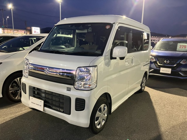 エブリイワゴン ウィズ 車いす移動車 左右分割式リアシート付 