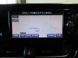 ナビは純正品。フルセグテレビ・CD・Bluetooth・SDオーディオ対応。