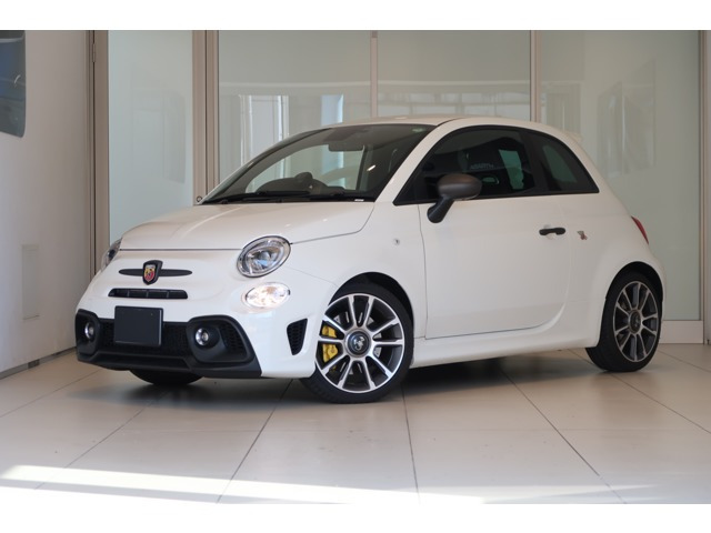 アバルト695 ツーリズモ 