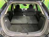 普段のお買い物や通勤、送迎等に十分な荷室スペースを確保しております。セカンドシートを倒すと、大きな荷物の積載も可能です♪