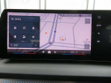 ◆iDriveを装備。操作系統をディスプレイから独立させることで、人間工学に基づいた最適な運転環境を実現しております。◆