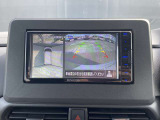 上から丸見え!!駐車が苦手な方でも、このアラウンドビューモニターがあれば安心!これで狭い場所の駐車も楽です。