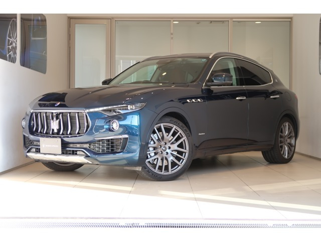 レヴァンテ  S グランルッソ ロイヤル エディション 4WD